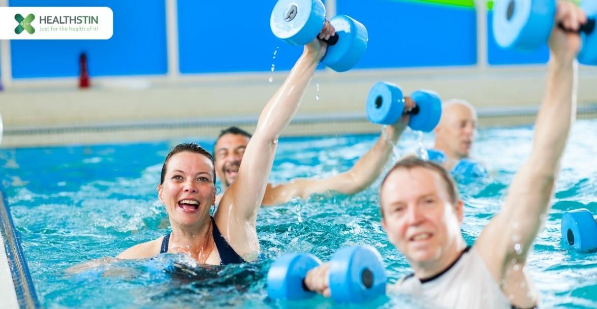 Is Water Aerobics Good for a Torn Meniscus? Safe Aquatic Rehab Guide 2 Healthstin Blog IsWaterAerobicsGoodforaTornMeniscus ContentPhoto1